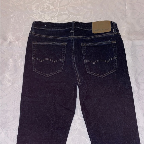 American Eagle Outfitters Women’s Dark Blue Slim Jeans - Picture 2 of 5